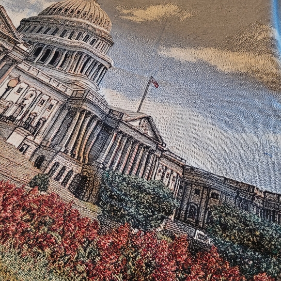 US Capital Building Tapestry Throw - Picture 8 of 14